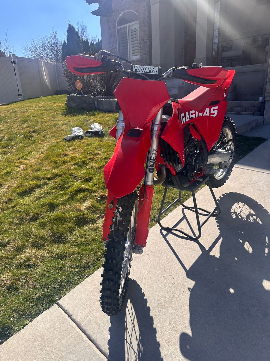 2024 GASGAS MC350F LOW HOURS!! ( KTM Husqvarna )