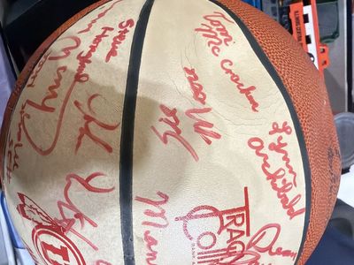 Rick Majerus Era Utah Utes Signed Basketball