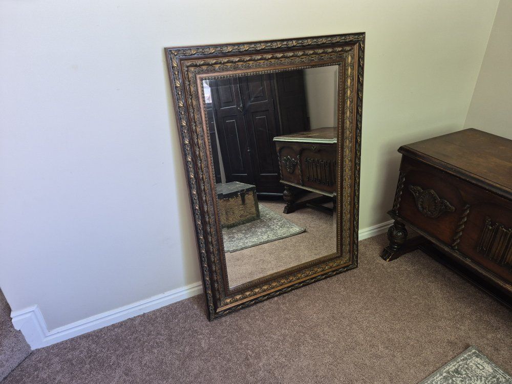 Main image 5