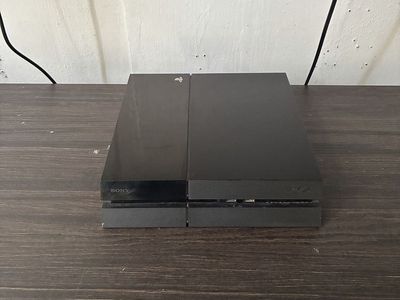 Sony PlayStation 4