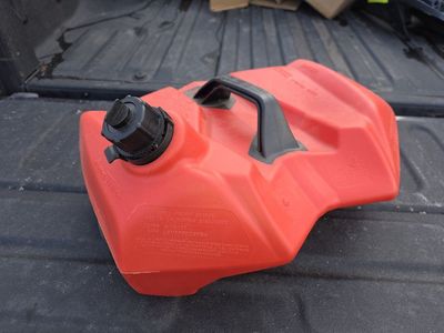 Can-Am LinQ 2.9 US Gal (11L) Fuel Caddy Gas Tank with Mounting Kit - Red