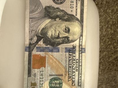 Federal Reserve Note $100 Bill - Series 2009A - Star Note - LH11356810*