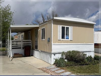 Manufacturing house for sale!