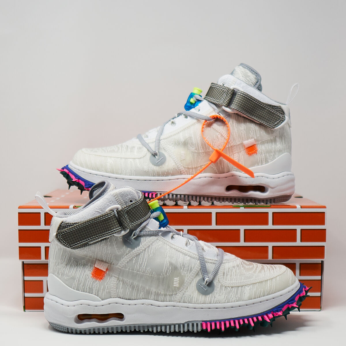 Size 10.5 - Nike Air Force 1 Off White