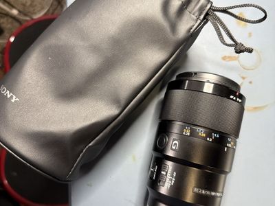Sony FE 90mm f/2.8 Macro G OSS Lens for E-Mount