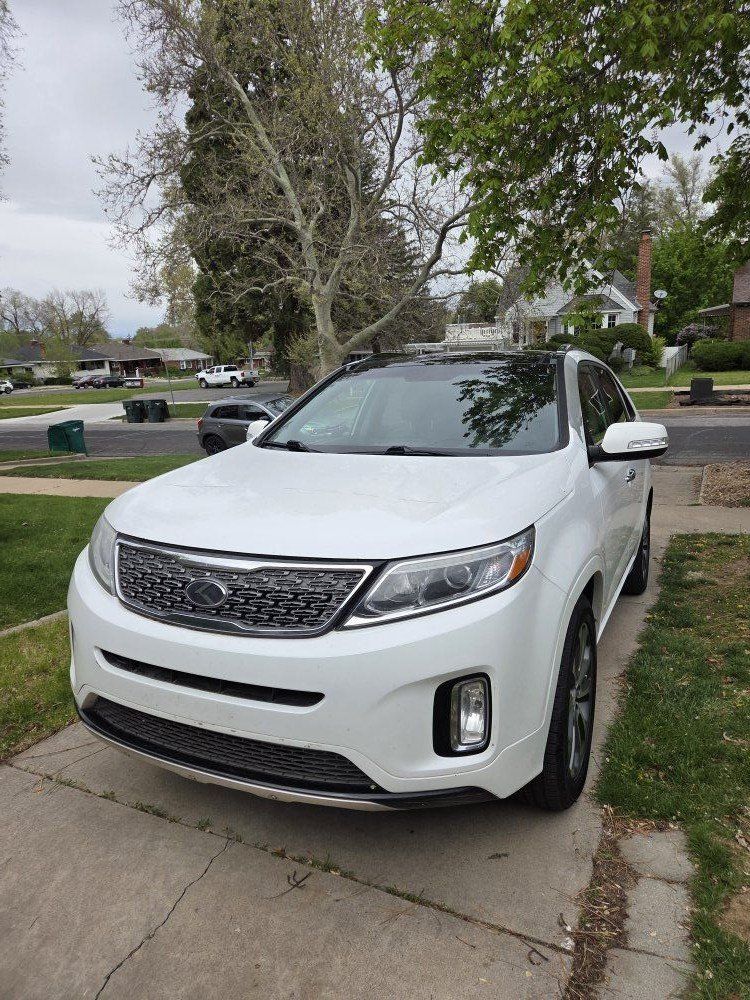 2014 KIA SORENTO