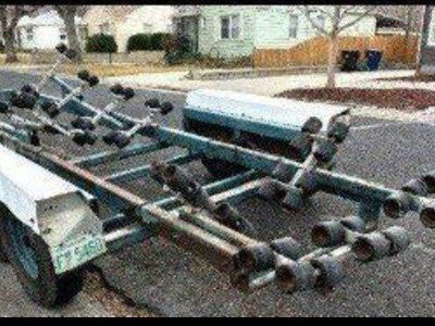 Boat trailer