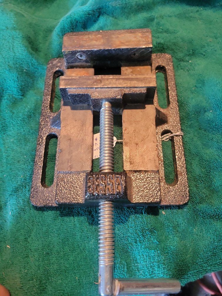 Main image 5