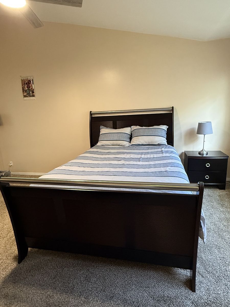 Queen Bedroom Set – Bed Frame, Dresser & Nightstand (Dark Wood)