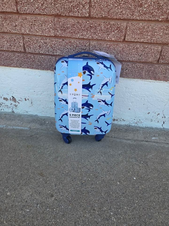 TPRC 5 Piece Shark Luggage Set
