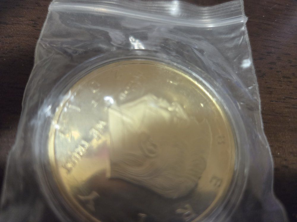 Donald dump gold plated dollar