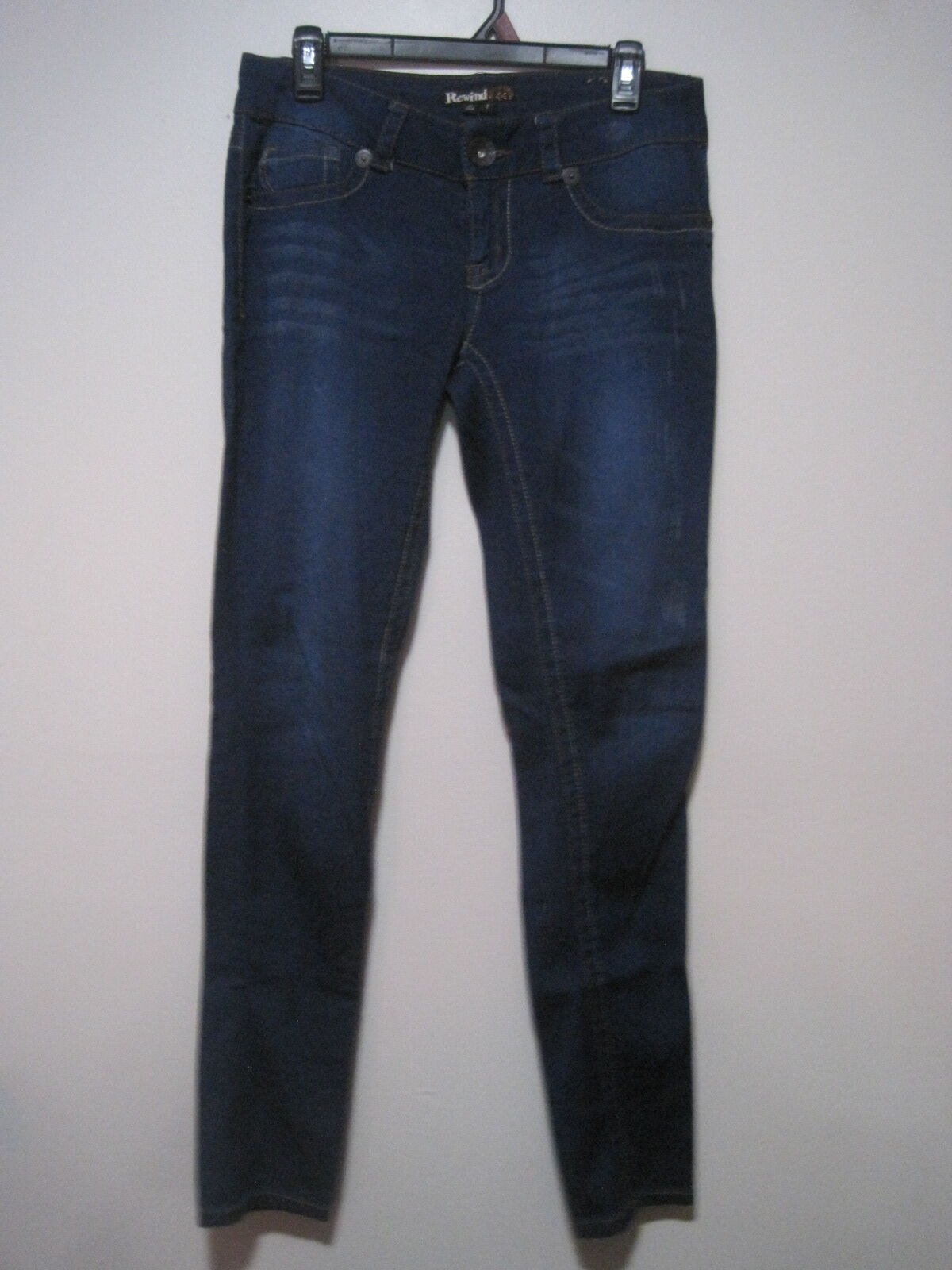 REWIND DARK DENIM PANTS WOMEN'S SZ 7 JUNIORS SKINNY LEG STRETCH LIGHT WHISKERING