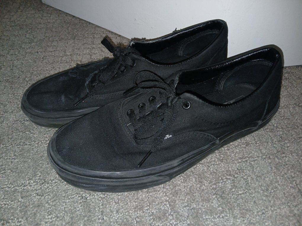 Mens Vans shoes size 10. used