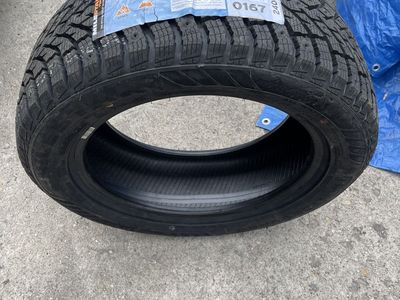 235/45/18 NEW BLACKHAWK TIRE