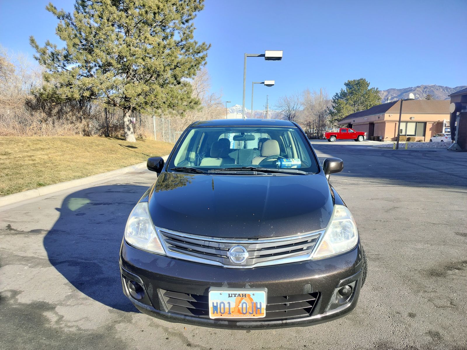 2011 NISSAN VERSA 1.8 S