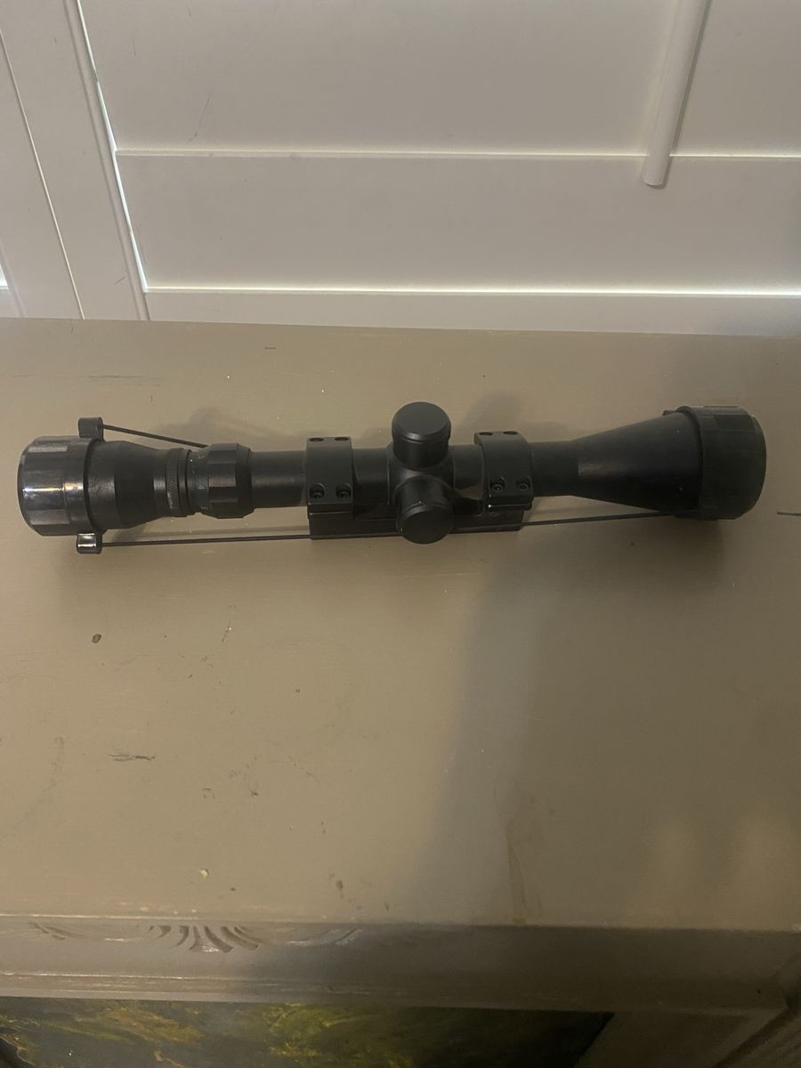 Gamo  Black Rifle Scope with Mounts and Lens Covers 3-9x40