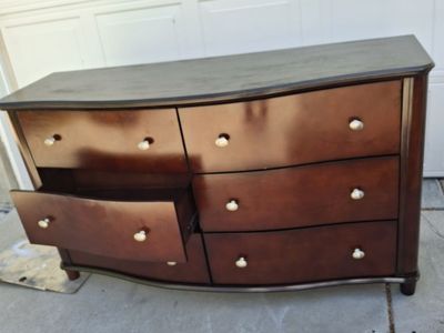 gorgeous pine wood 6 drawers dresser/rosa