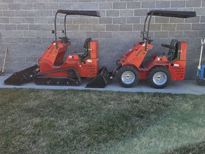 AGT mini skid steer