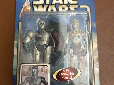 Star Wars Attack of the Clones C-3PO Protocol Droid Action Figure with Removable Panels Blue Card