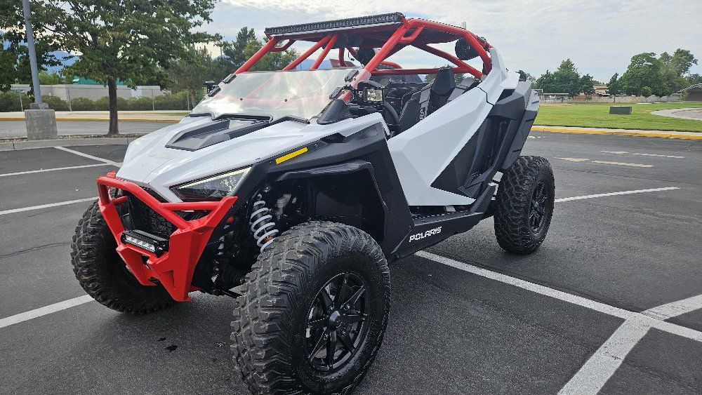 2022 polaris razer pro xp 2 seater