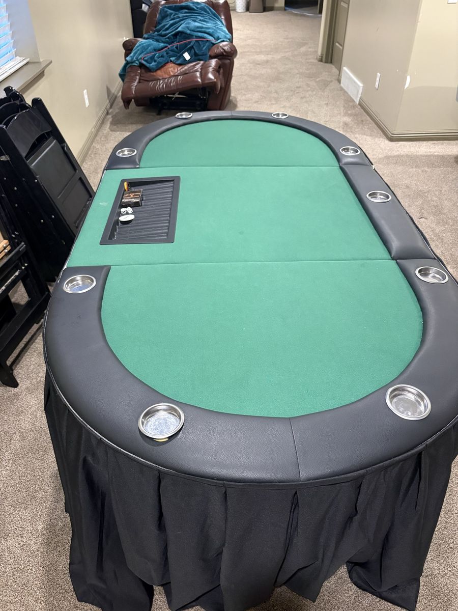 Poker Table
