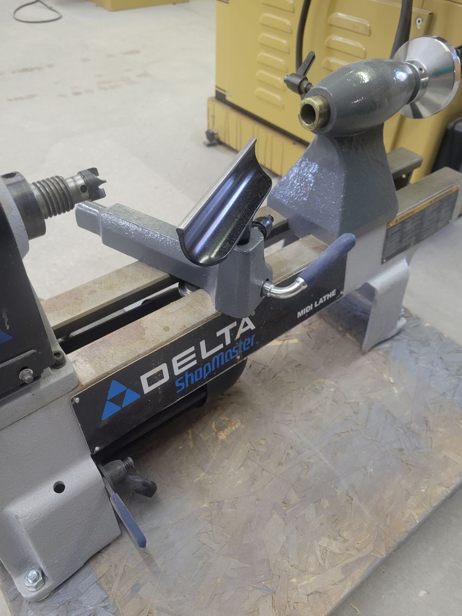 Delta Midi Lathe