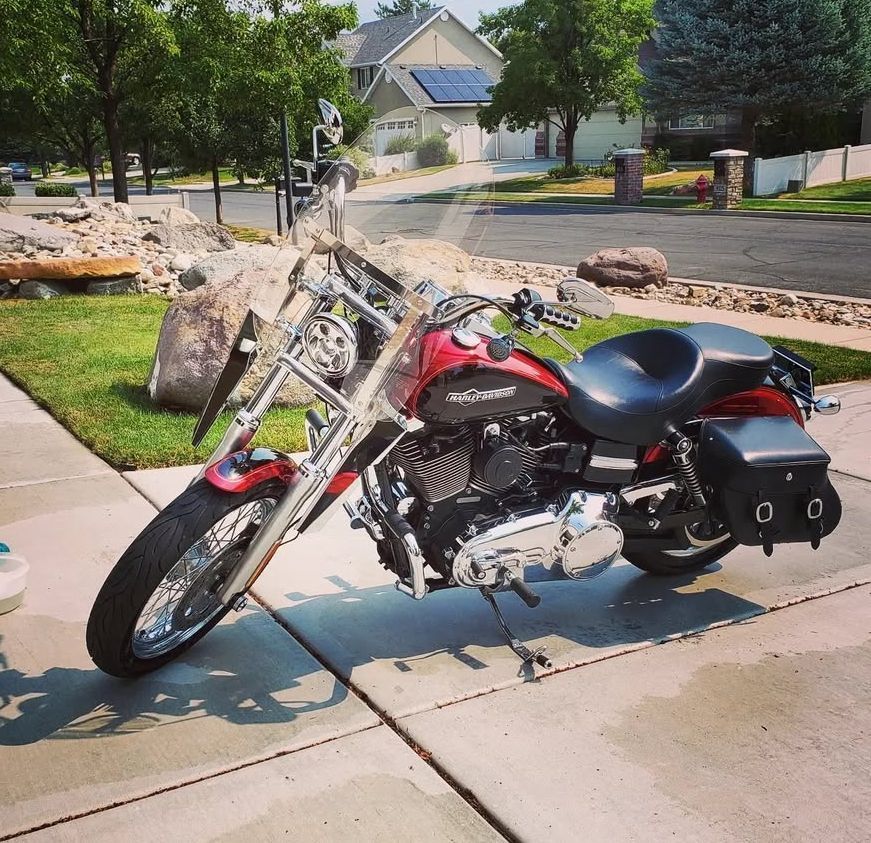 2012 Harley Davidson Dyna Super Glide Custom, Low Miles!