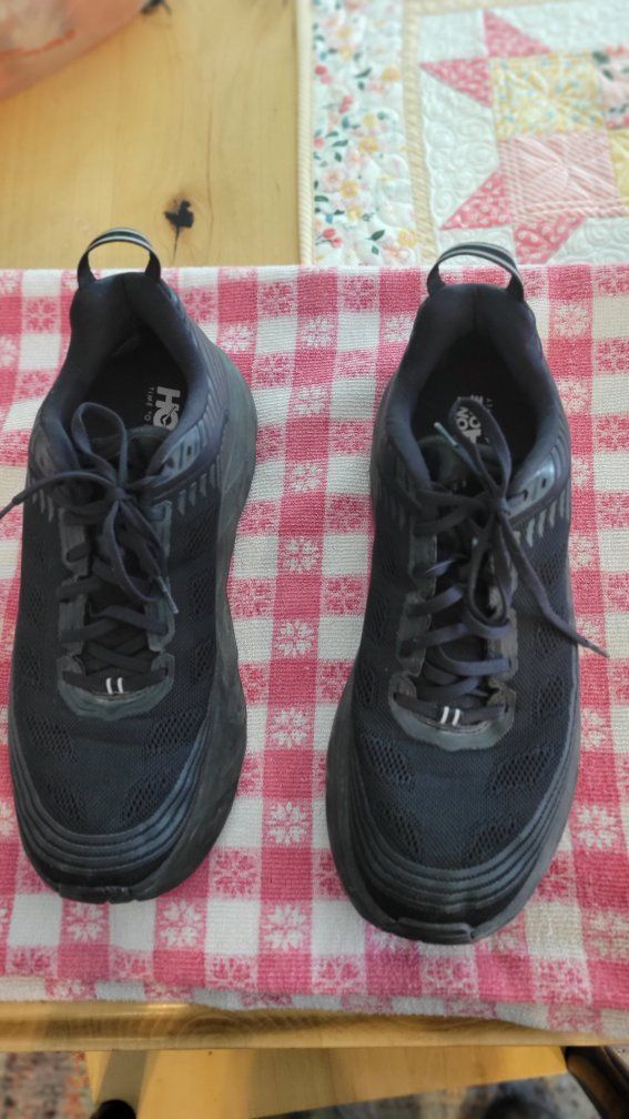 Mens Hoka Bondi 6