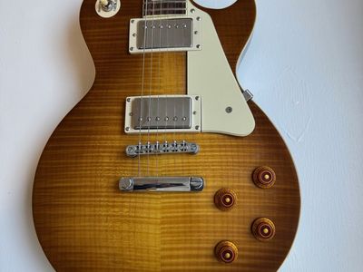 Epiphone Les Paul Standard + VHT Special 6 Ultra Tube Amp + SKB Hard Case Bundle