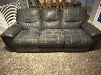 Recliner couch