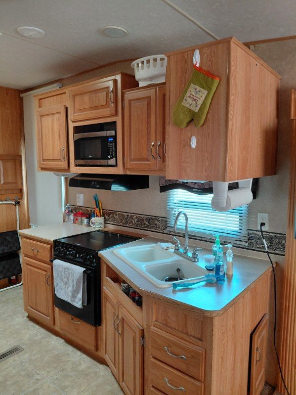 Main image 11