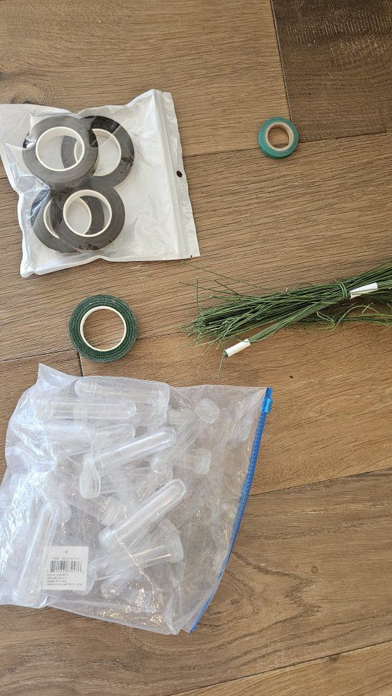 Clear Plastic Water Tubes for Floral Arrangements - Bulk Set with Floral Wire & Tape