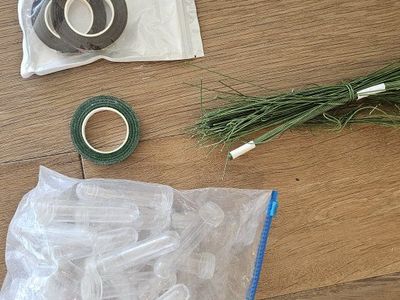 Clear Plastic Water Tubes for Floral Arrangements - Bulk Set with Floral Wire & Tape
