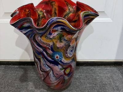 LARGE Georgous Murano Vase
