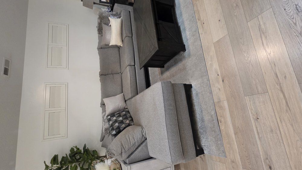 Awesome and Comfortable Couch for 6 People