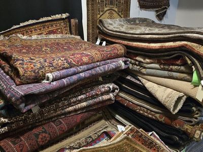 Handknotted Rugs
