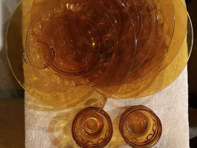 Vintage Amber Glass Punch Bowl Set - 10 Piece Sunburst Design Dinnerware