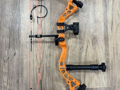 Diamond Archery Compound Youth Bow