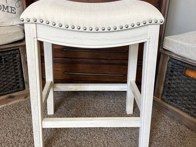 Saddle Counter Height Stool