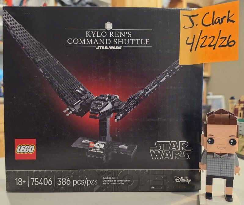LEGO Star Wars Set 75406 - Kylo Ren’s Shuttle