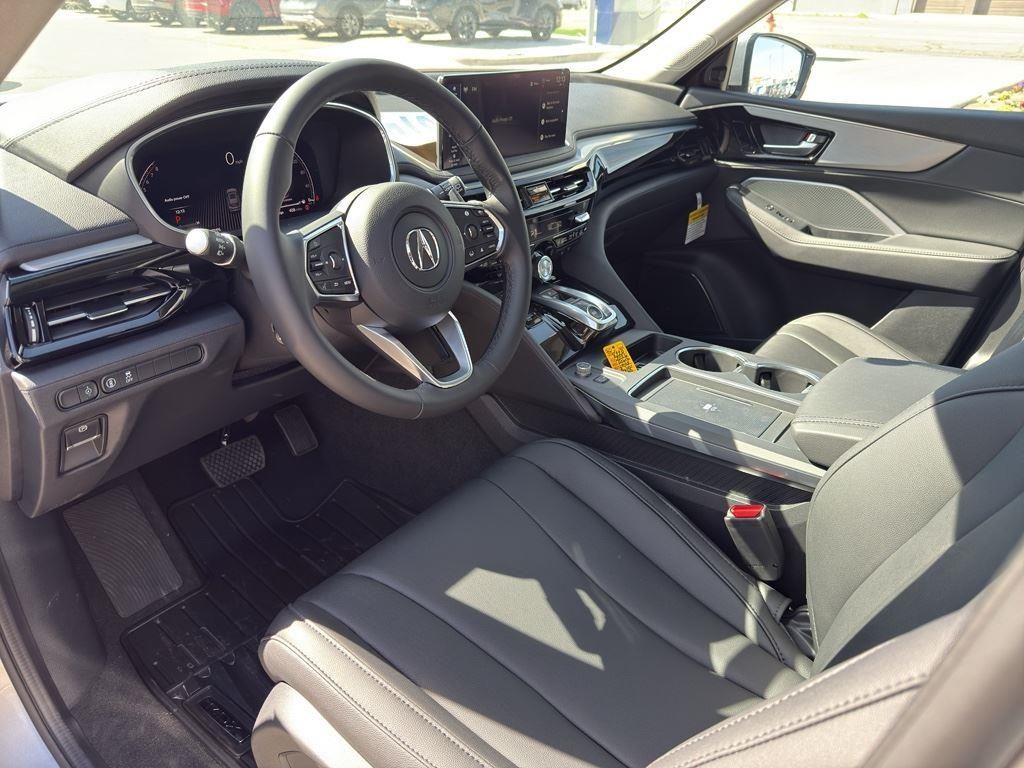 Main image 13