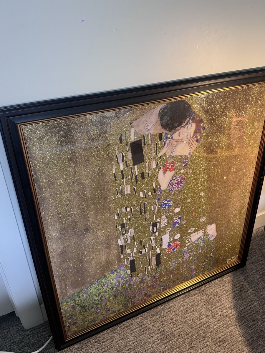 Framed Gustav Klimt "The Kiss" Glitter Art Print Wall Decor