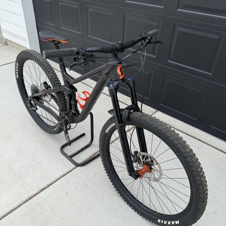 Scott Genius 950 Full Suspension Mountain Bike 