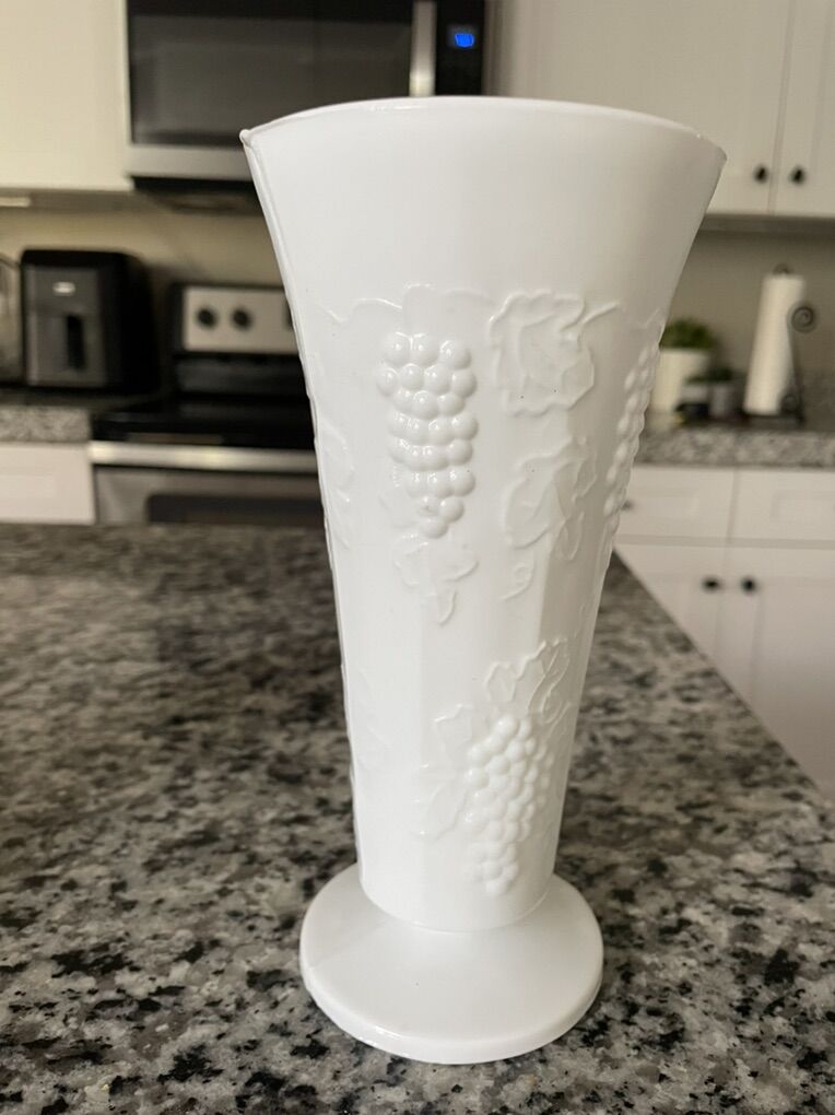 Vintage 8 Inch Milk Glass Grape vine vase
