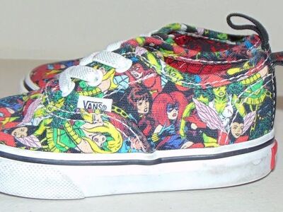 Vans Off The Wall Toddler Marvel Girls Superhero Shoes Size 4.5