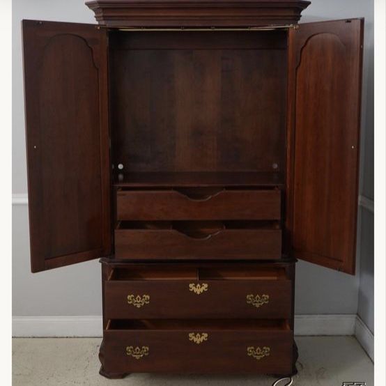Main image 2