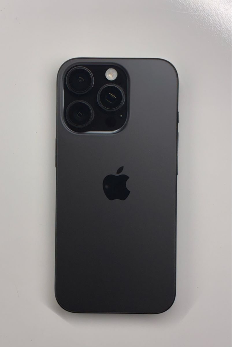 256 Gb iPhone 14 Pro Unlocked 100% Battery Health. 