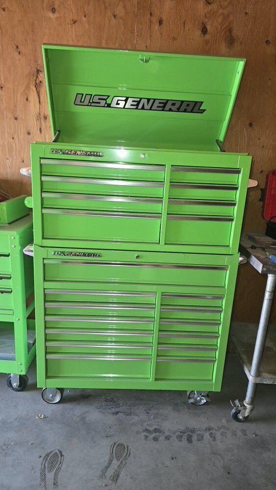 U.S. General 42" Rolling Bottom/Top Tool Bx/Locker