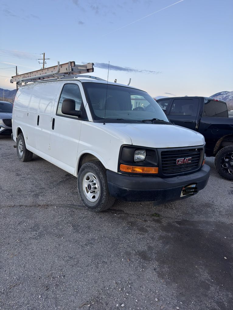 2014 GMC SAVANA G2500