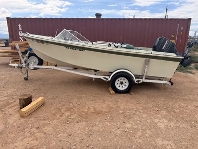 18’ Glaspar fishing boat